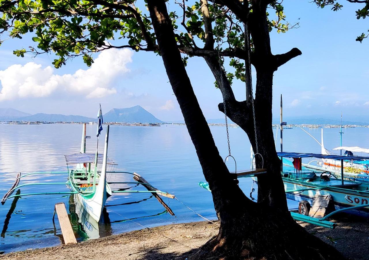 Leynes Taal Lake Resort And Hostel Tanauan Kültér fotó